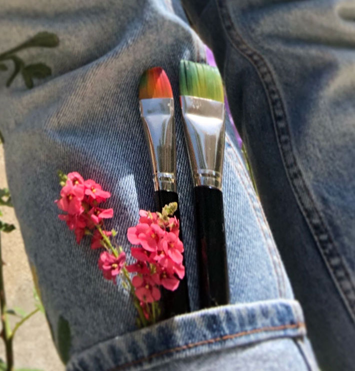 Bodypainting M&uuml;nchen PInsel und Blume